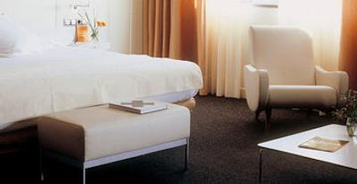 بارسلو آتن مار