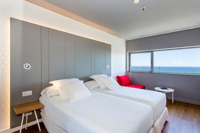 بارسلو آتن مار