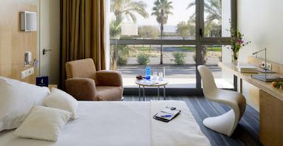 بارسلو آتن مار