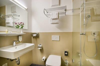 نووم هتل ایمپریال فرانکفورت