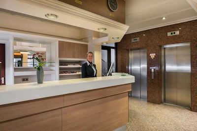 نووم هتل ایمپریال فرانکفورت