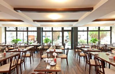 نووم هتل ایمپریال فرانکفورت