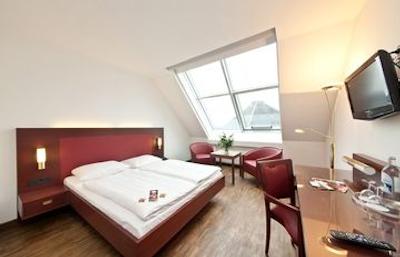 نووم هتل ایمپریال فرانکفورت