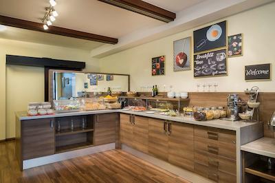 نووم هتل ایمپریال فرانکفورت