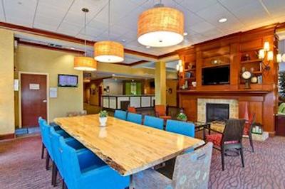 هیلتون گاردن این اوتاوا‌ ایرپورت