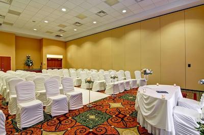 هیلتون گاردن این اوتاوا‌ ایرپورت