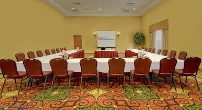 هیلتون گاردن این اوتاوا‌ ایرپورت