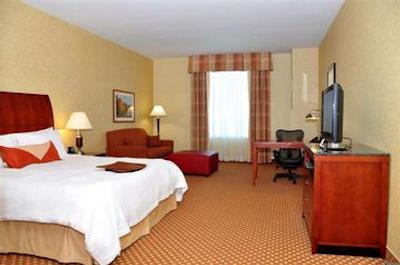 هیلتون گاردن این اوتاوا‌ ایرپورت