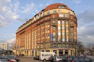 ای اند او هامبورگ هاوپتبانهف