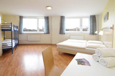 ای اند او هامبورگ هاوپتبانهف