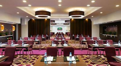 کورت یارد بای ماریوت سنت پیترزبورگ پوشکین