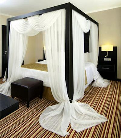 کورت یارد بای ماریوت سنت پیترزبورگ پوشکین