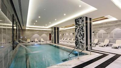 کراون پلازا بورسا