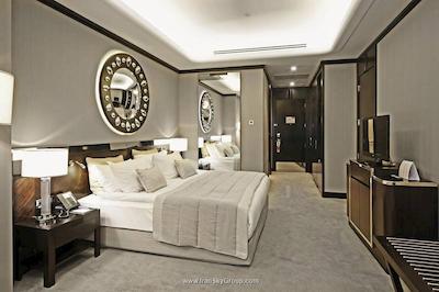 کراون پلازا بورسا