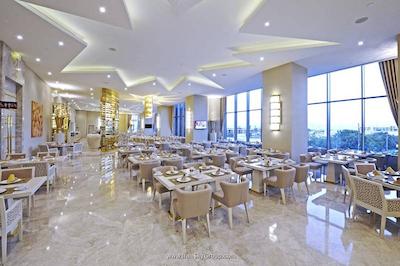 کراون پلازا بورسا