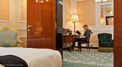 برنینی پالاس