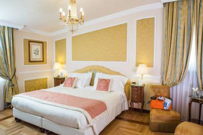 برنینی پالاس