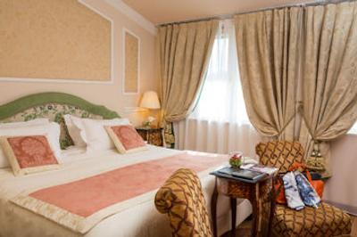 برنینی پالاس