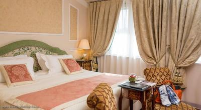 برنینی پالاس