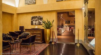 برنینی پالاس