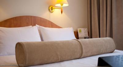 بست وسترن هتل پورتوس