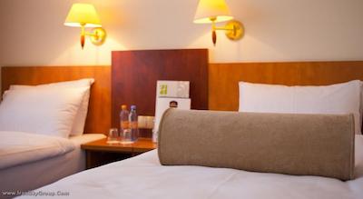 بست وسترن هتل پورتوس