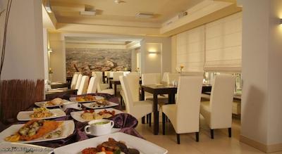 بست وسترن هتل پورتوس