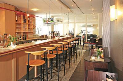 آیبیس درسدن کنیگستین