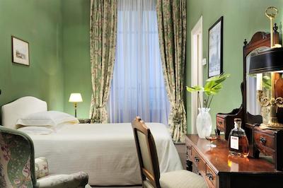 هلوتیا اند بریستول