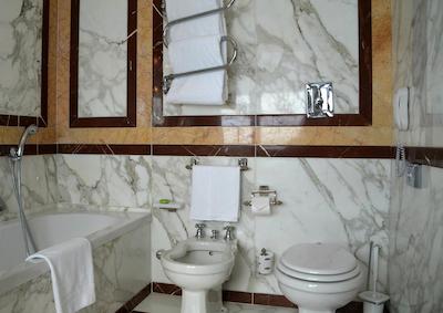 هلوتیا اند بریستول