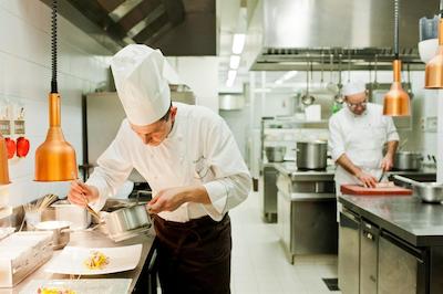 هلوتیا اند بریستول