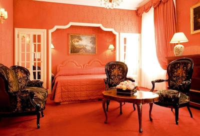 هلوتیا اند بریستول