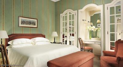 هلوتیا اند بریستول