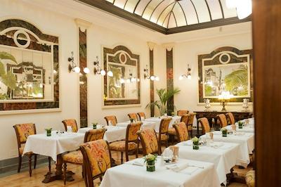 هلوتیا اند بریستول