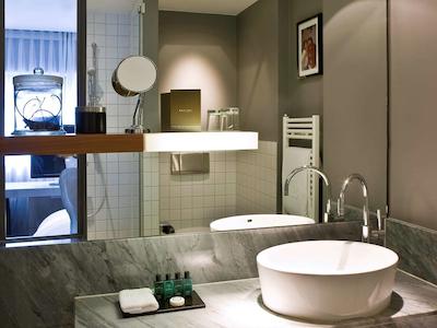 سوفیتل هامبورگ آلتر وال