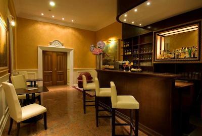 بست وسترن پلاس فیلیس‌ کاساتی