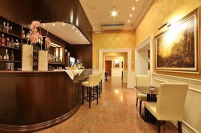 بست وسترن پلاس فیلیس‌ کاساتی