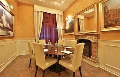 بست وسترن پلاس فیلیس‌ کاساتی