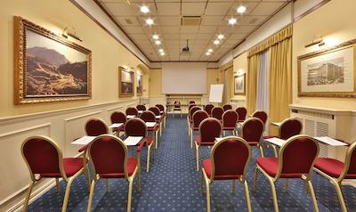 بست وسترن پلاس فیلیس‌ کاساتی