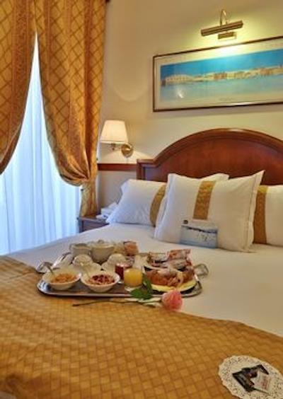 بست وسترن پلاس فیلیس‌ کاساتی