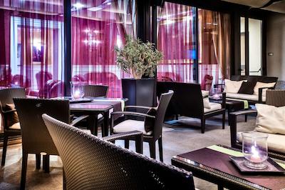 بست وسترن پلاس فیلیس‌ کاساتی