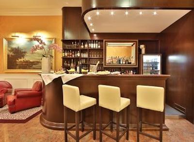 بست وسترن پلاس فیلیس‌ کاساتی