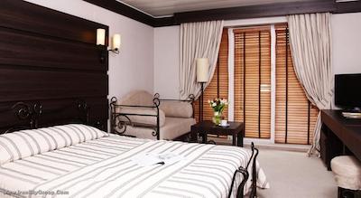 باکارا آرت هتل