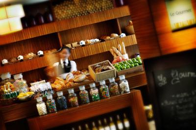 اینترکنتیننتال هانوی وستلیک