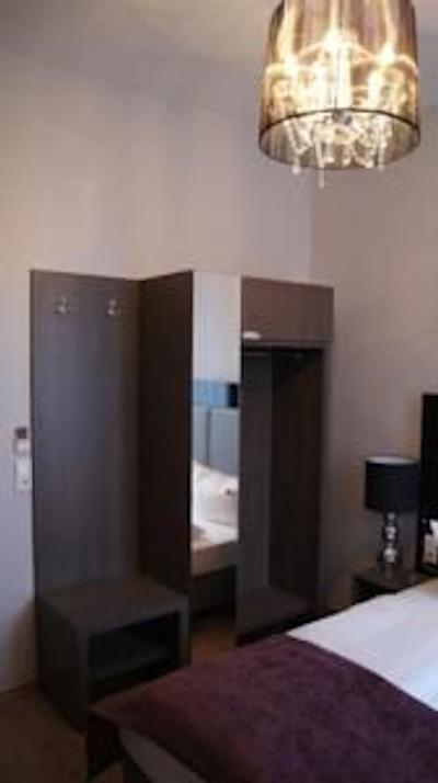 هتل-پنشن بارن ام شوتنتور