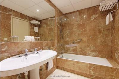 هتل میرازگو