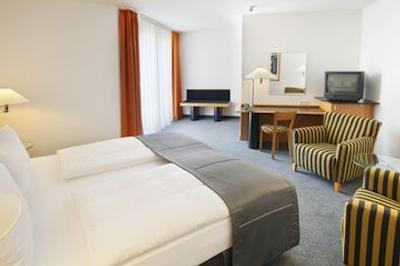 هالیدی این برلین سیتی سنتر ایست پرنزلاور الی