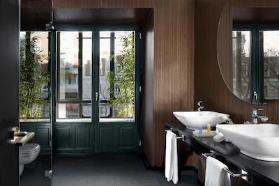 وان شات لوچانا