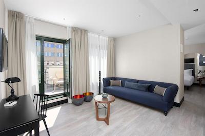 وان شات لوچانا