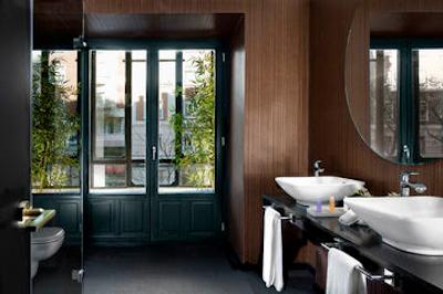 وان شات لوچانا